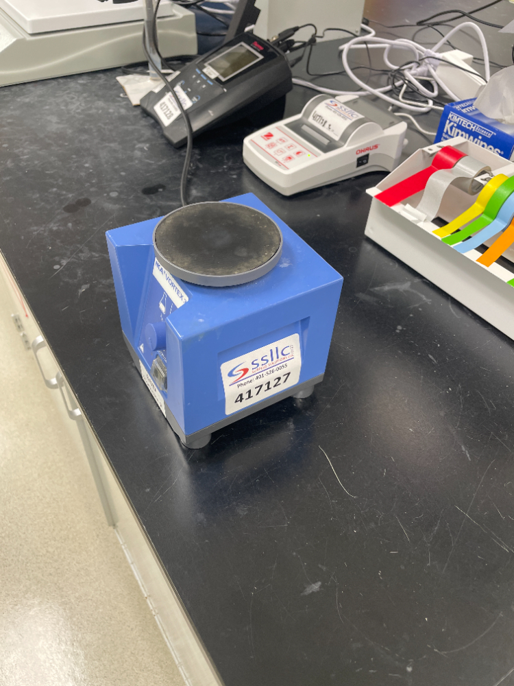 Image of IKA Vortex 3 Vortex Mixer